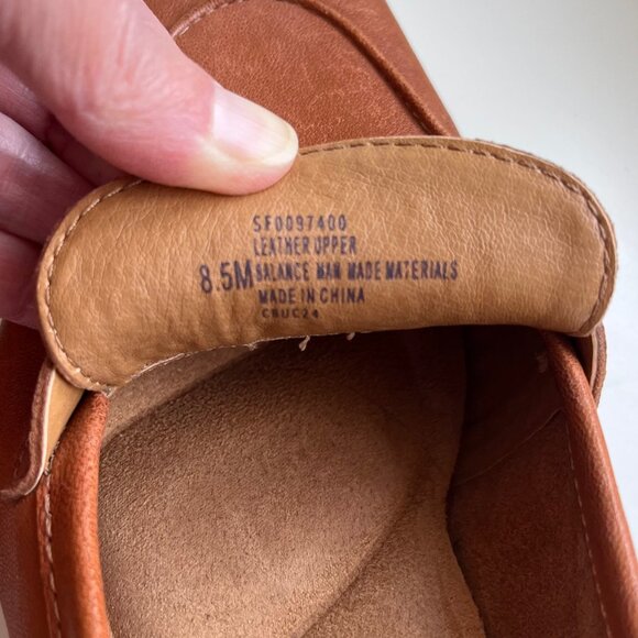 New! Sofft Leather Penny Loafers in Rich Brown | Size 8.5M - Picture 7 of 7